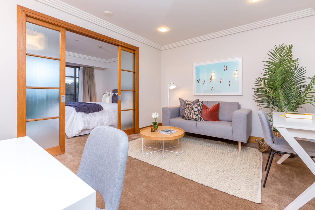 Stylish Central City Apartment With Pool And Gym Auckland Ngoại thất bức ảnh